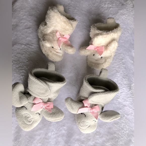 Two pairs of slippers - Picture 2 of 2